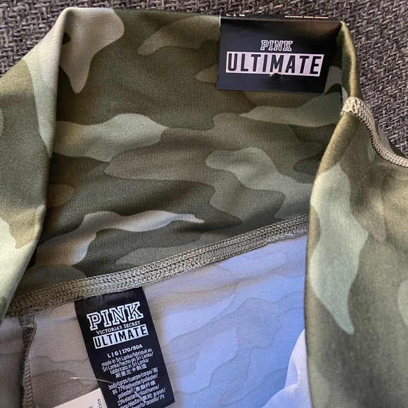 SOLD    VS PINK • Ultimate Camo Stretch Bike Short - Picture 11 of 12